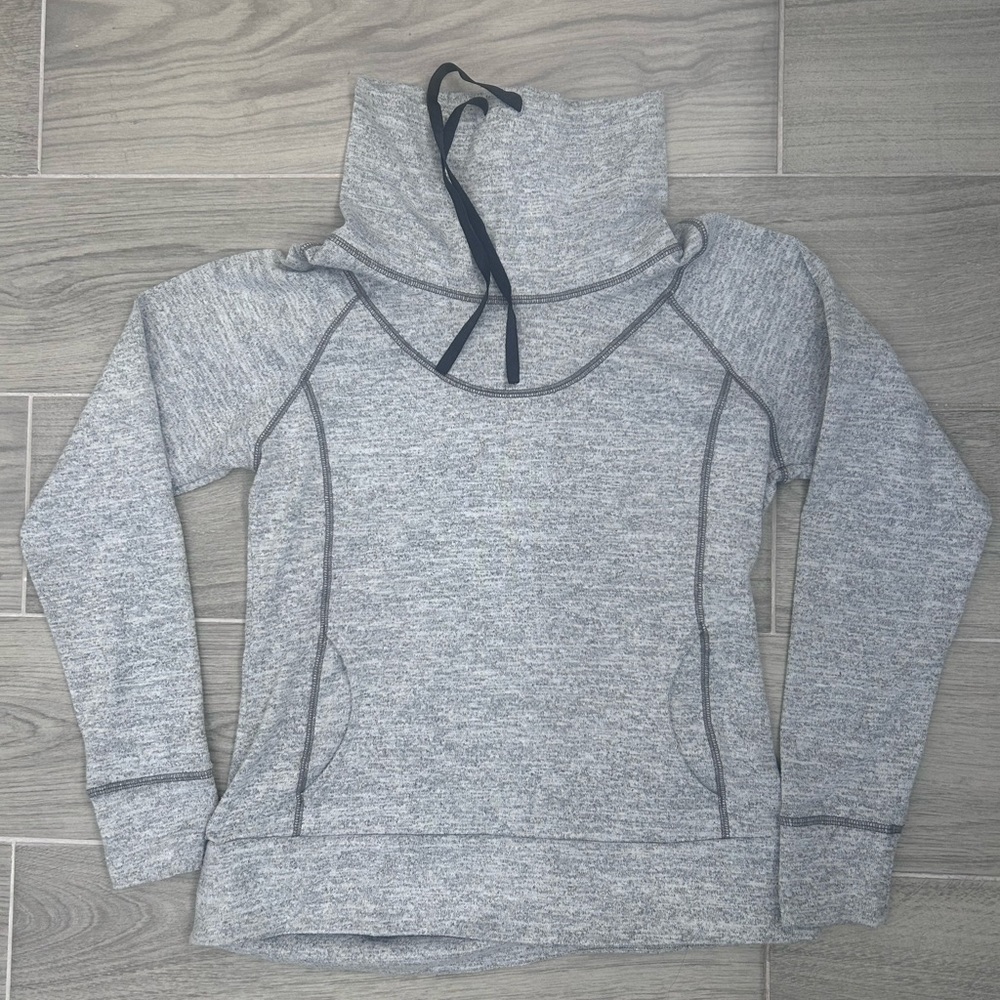 Kuhl women’s Lea Pullover Gray Sweatshirt size M